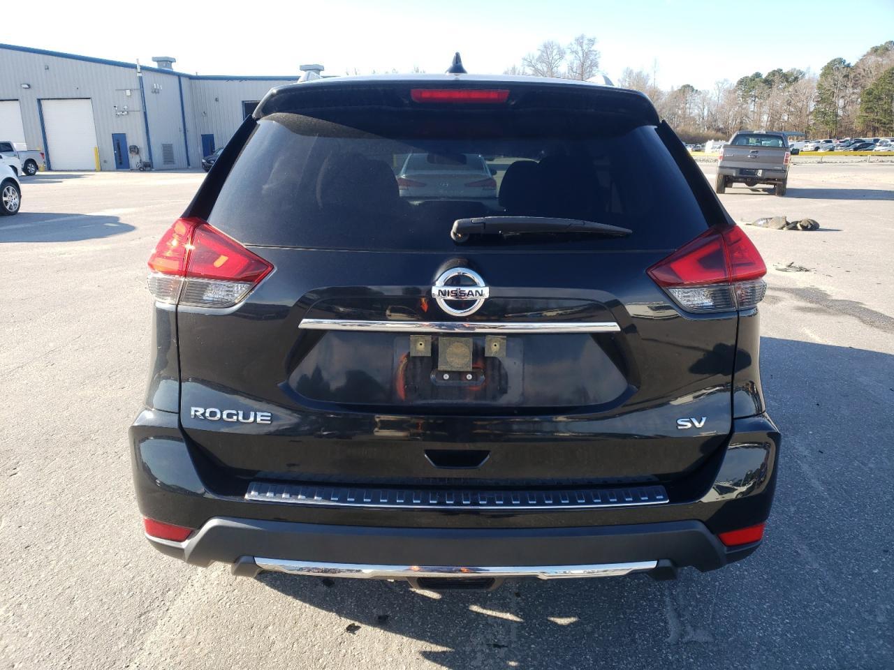 2017 NISSAN ROGUE S - Image 6
