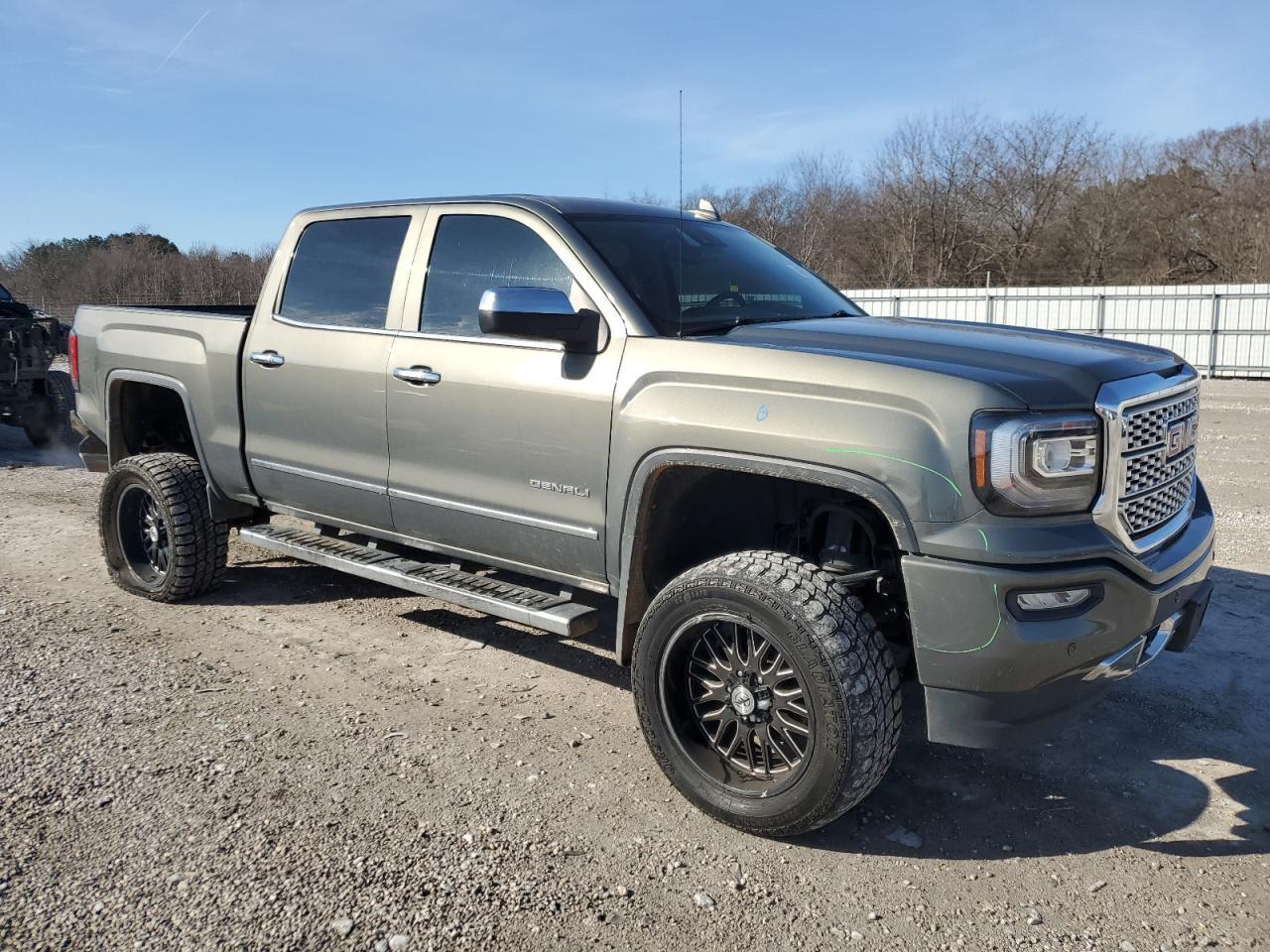 2017 GMC SIERRA K15 - Image 4