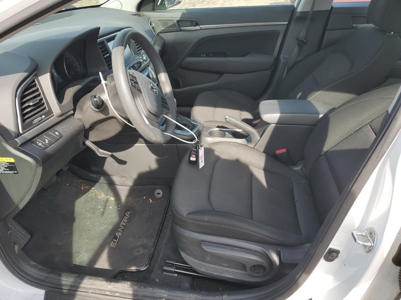 2018 HYUNDAI ELANTRA SE - Image 7