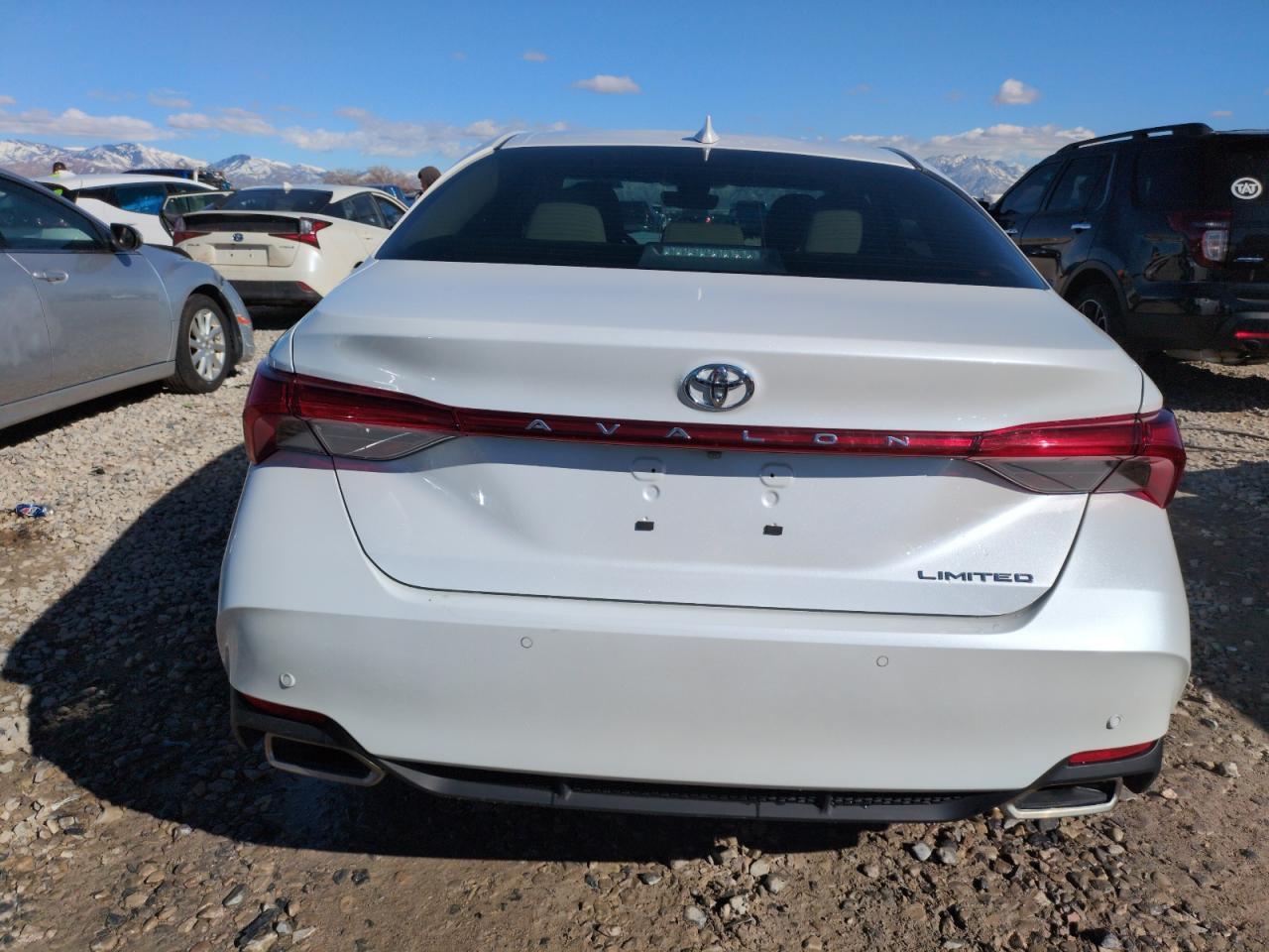 2019 TOYOTA AVALON XLE - Image 6