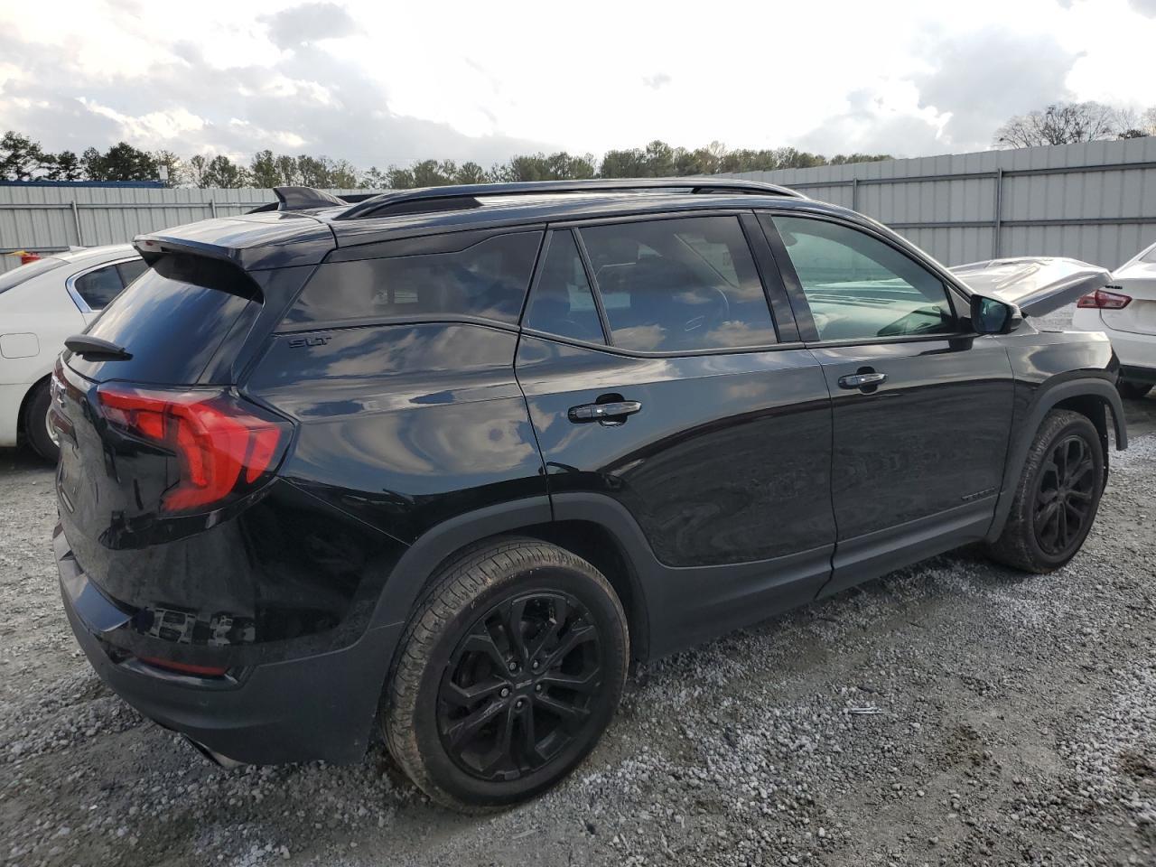 2019 GMC TERRAIN SL - Фото 3