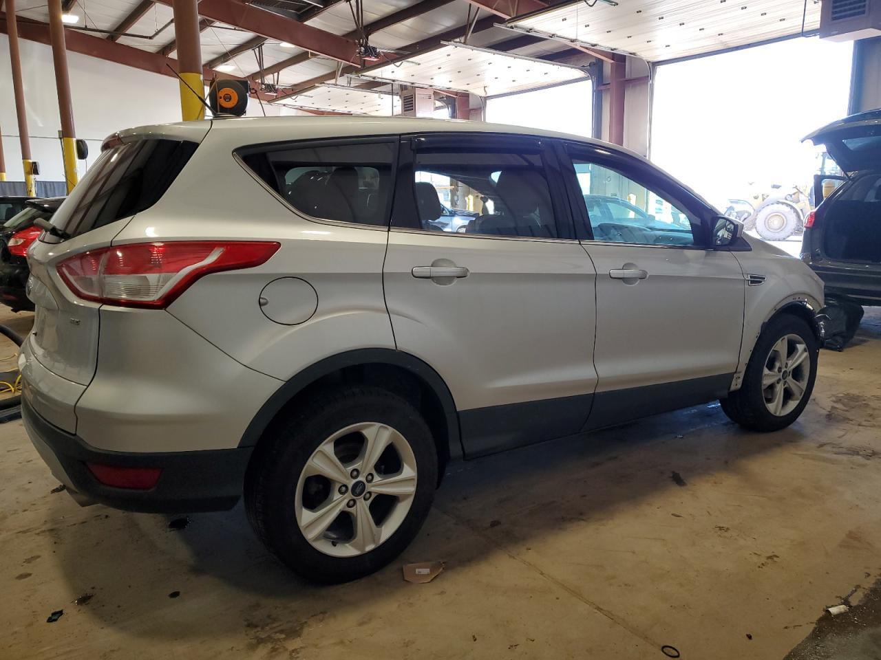 2015 FORD ESCAPE SE - Image 3