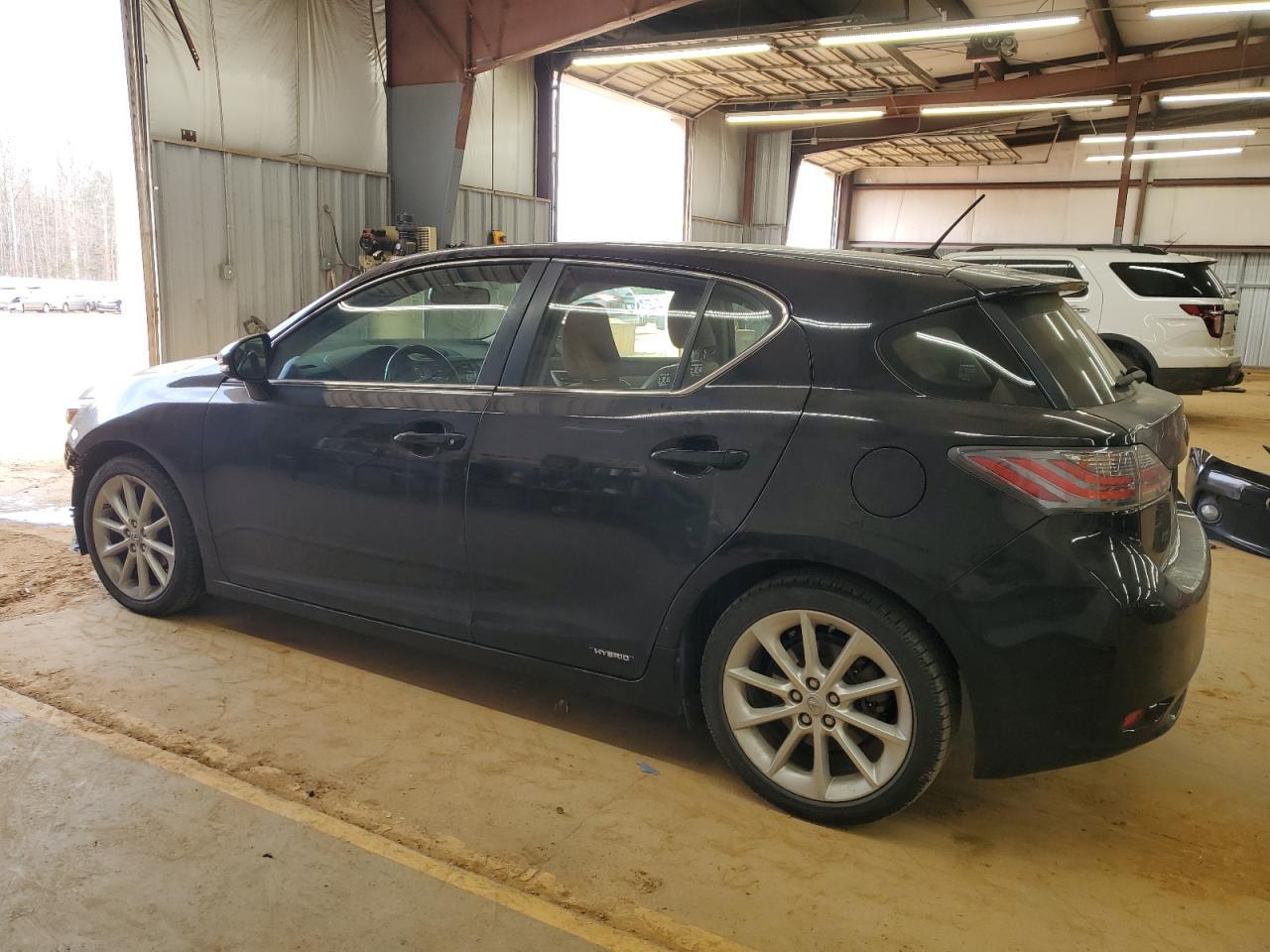 2013 LEXUS CT 200 - Фото 2