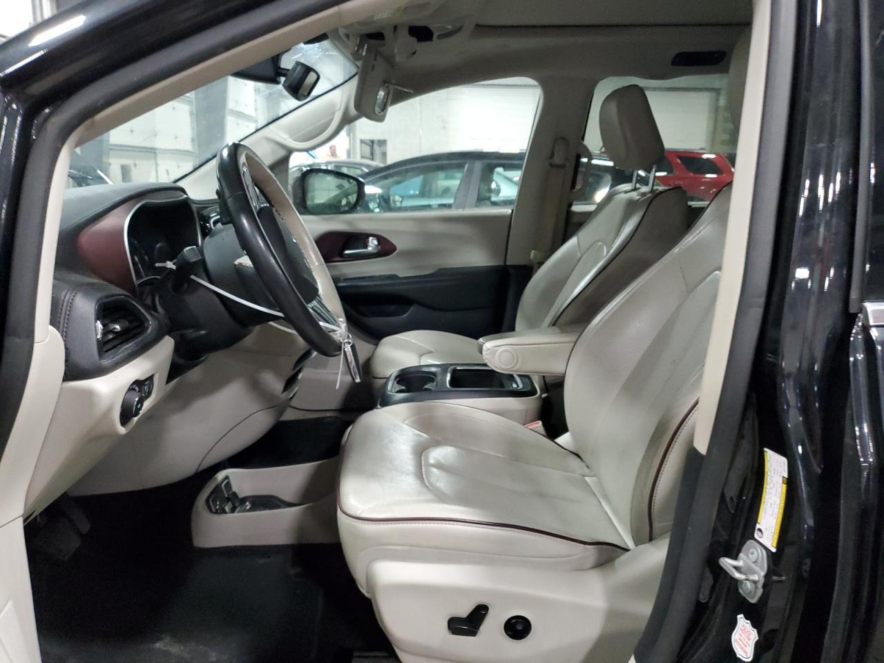 2020 CHRYSLER PACIFICA L - Image 7