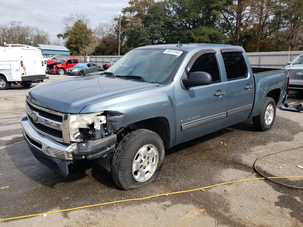 2011 CHEVROLET SILVERADO car image