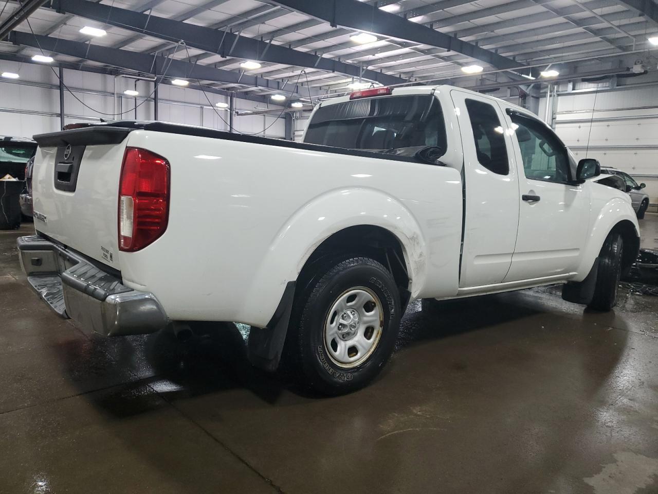 2016 NISSAN FRONTIER S - Image 3