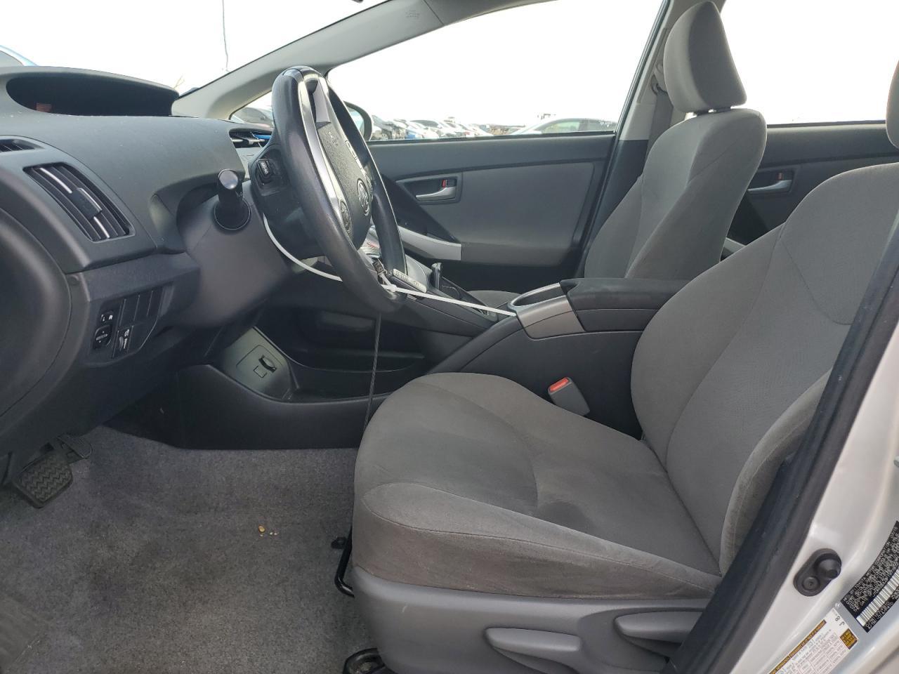 2015 TOYOTA PRIUS - Image 7