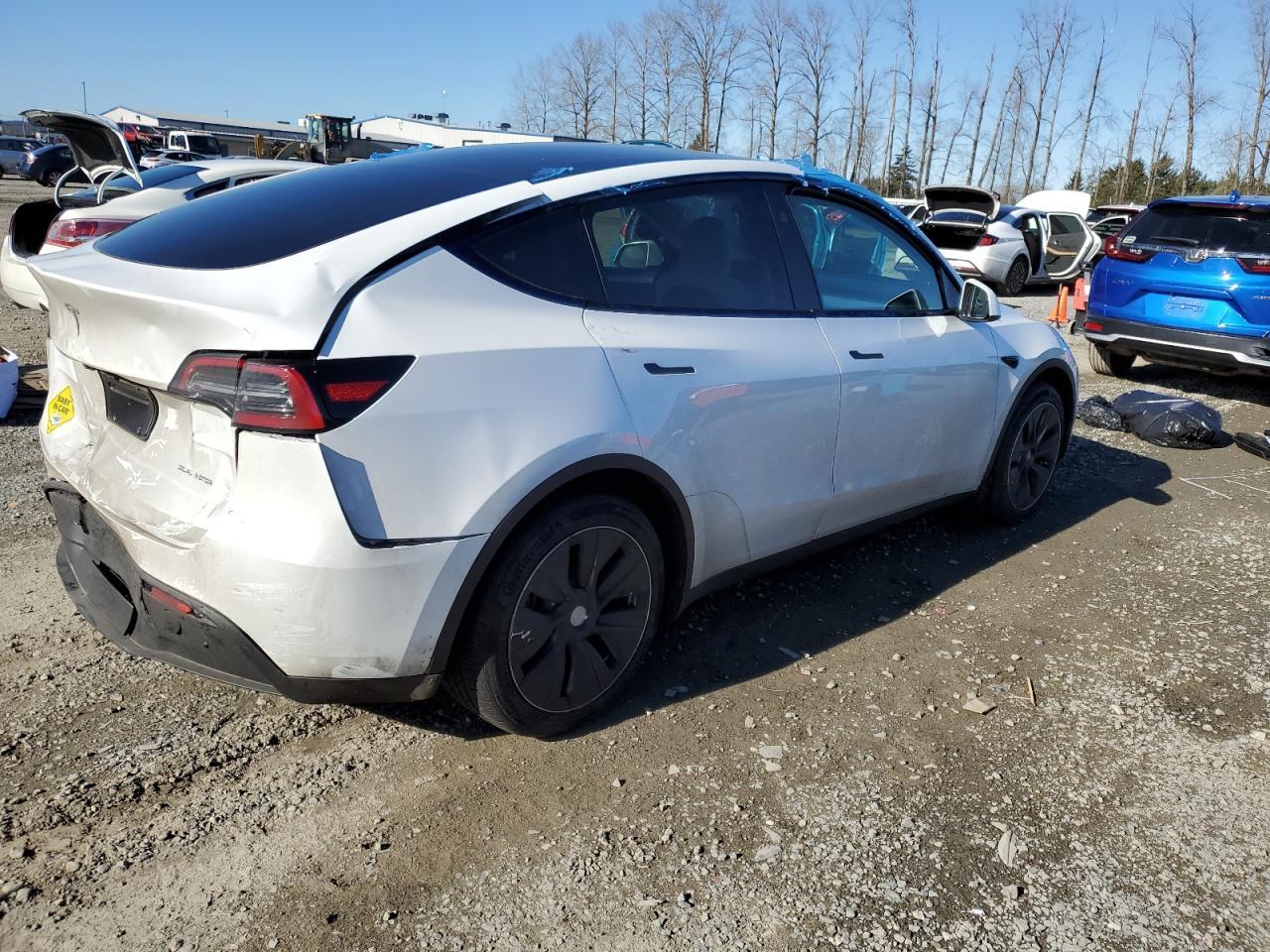 2023 TESLA MODEL Y - Image 3