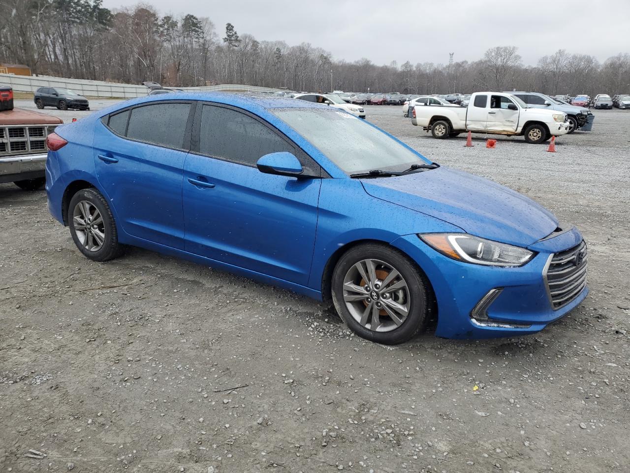 2018 HYUNDAI ELANTRA SE - Image 4