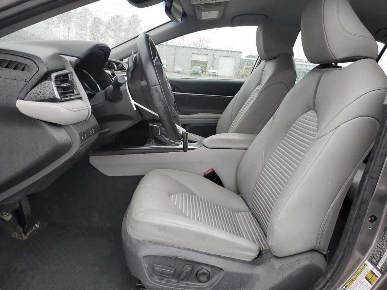 2019 TOYOTA CAMRY L - Image 7