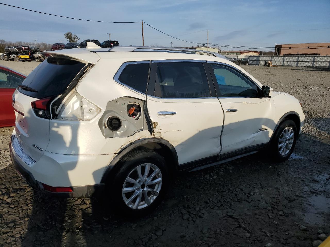 2018 NISSAN ROGUE S - Фото 3