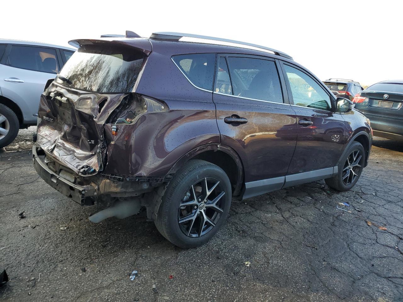 2017 TOYOTA RAV4 LE - Image 3