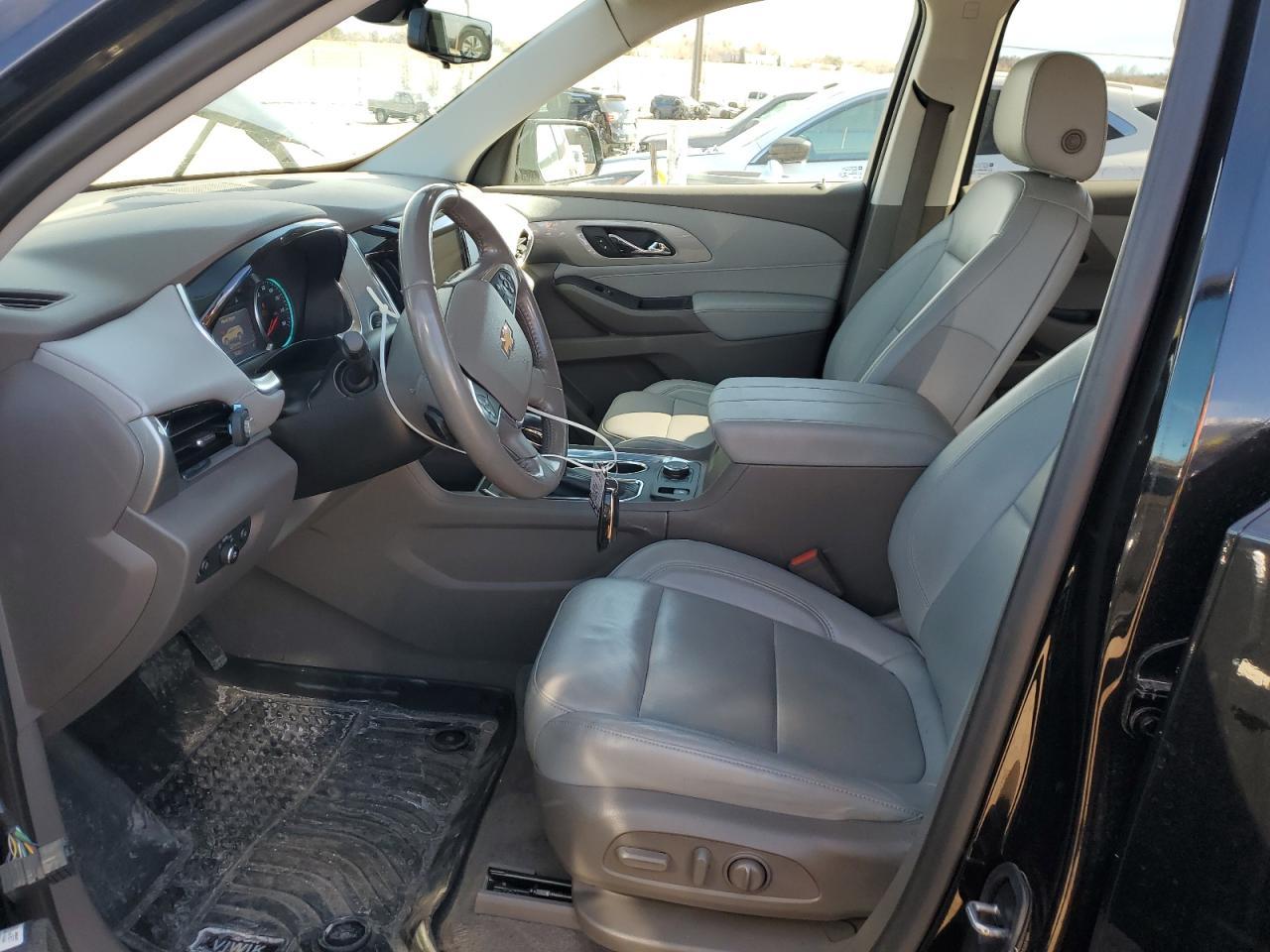 2021 CHEVROLET TRAVERSE L - Фото 7