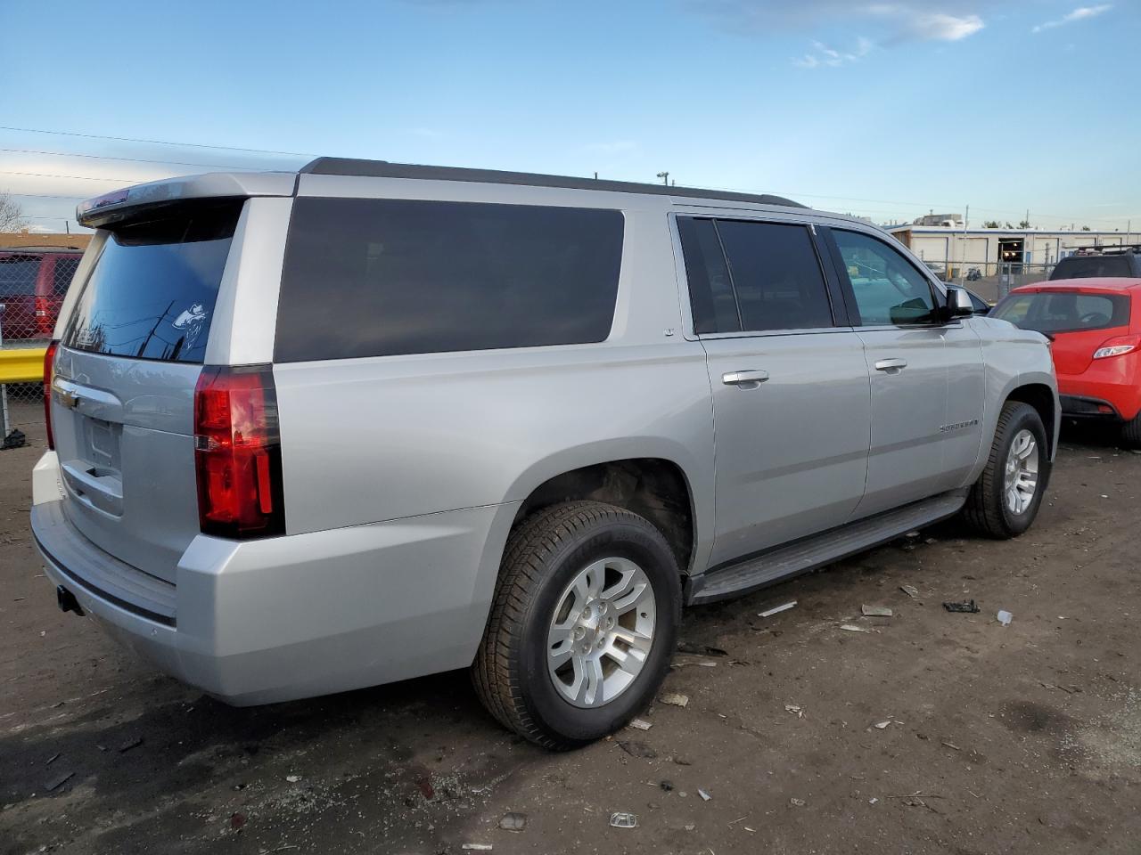 2019 CHEVROLET SUBURBAN K - Фото 3