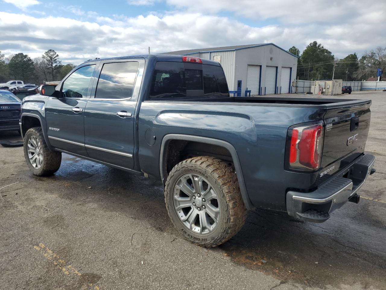 2017 GMC SIERRA K15 - Фото 2