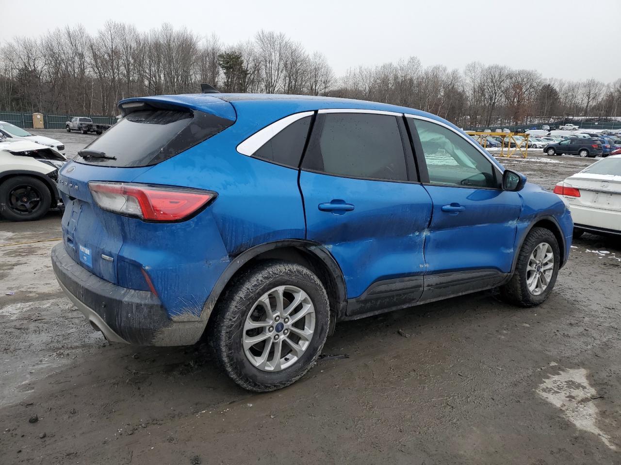 2020 FORD ESCAPE SE - Image 3