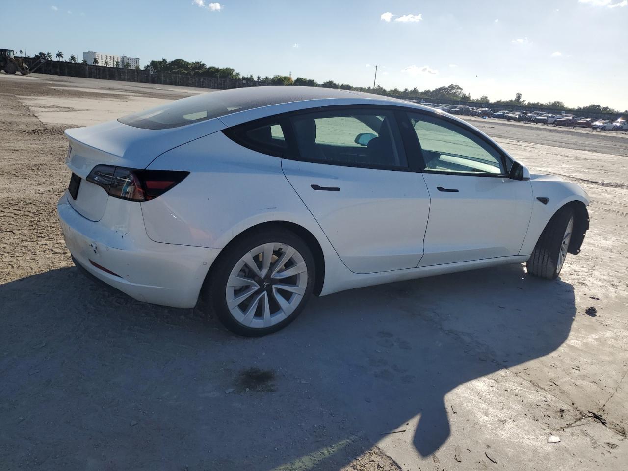 2022 TESLA MODEL 3 - Image 3