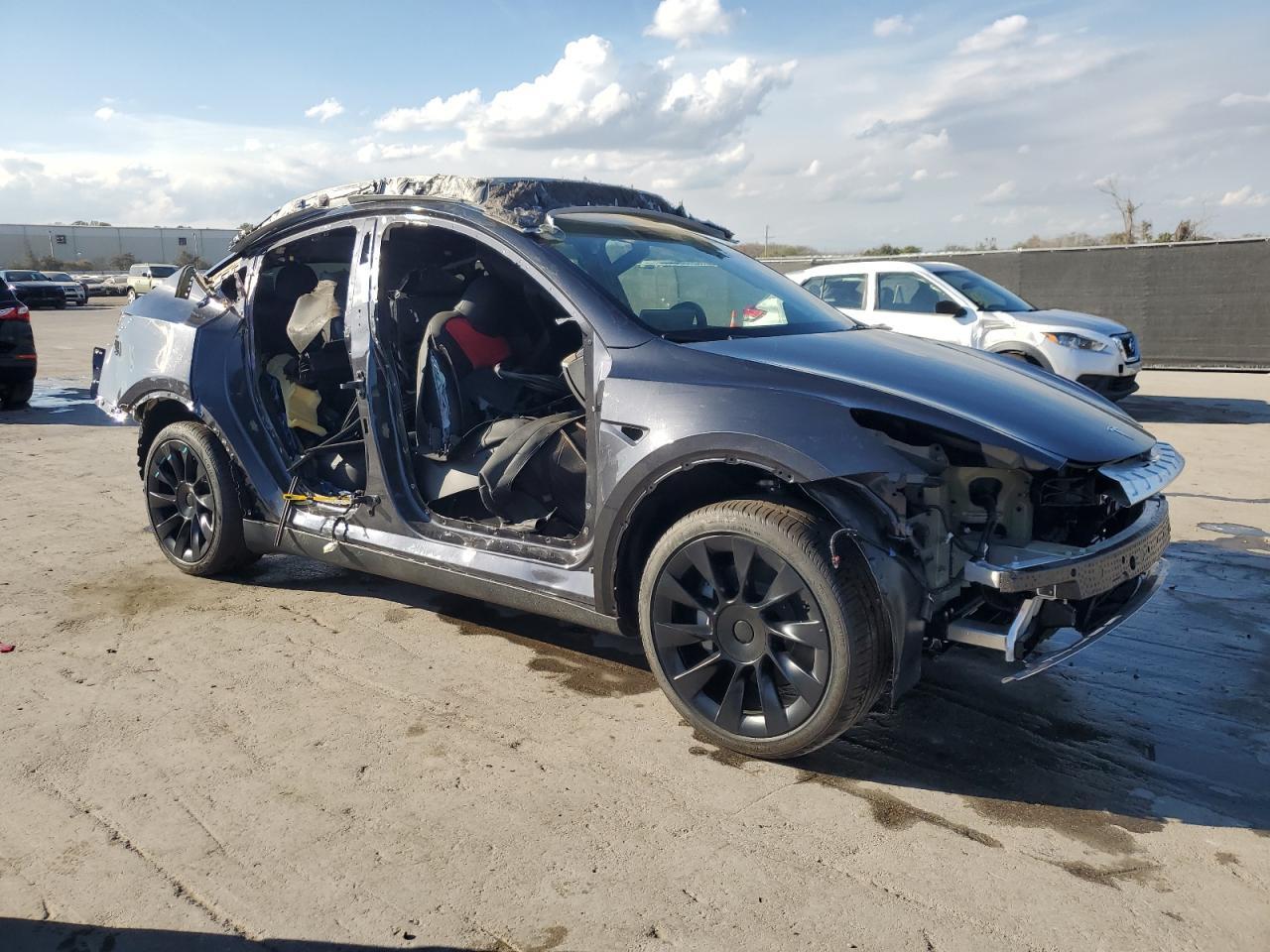 2024 TESLA MODEL Y - Image 4