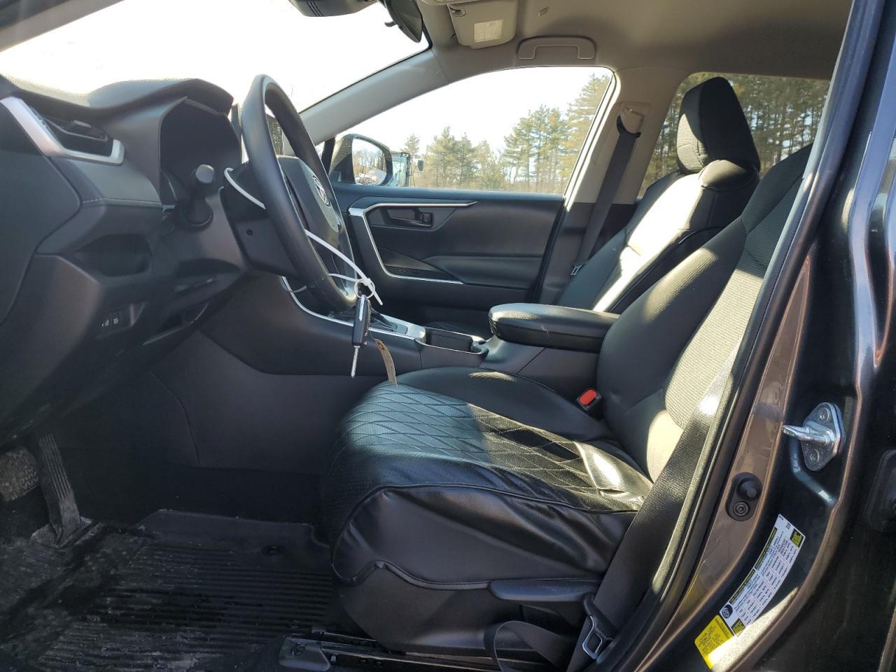 2023 TOYOTA RAV4 LE - Фото 7
