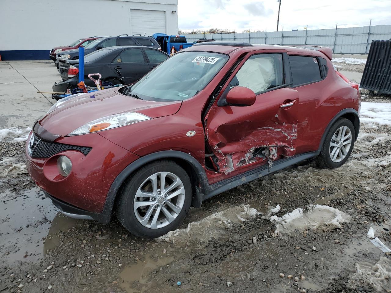 2011 NISSAN JUKE S