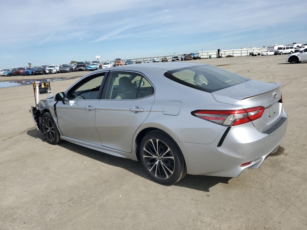 2018 TOYOTA CAMRY L - Image 2