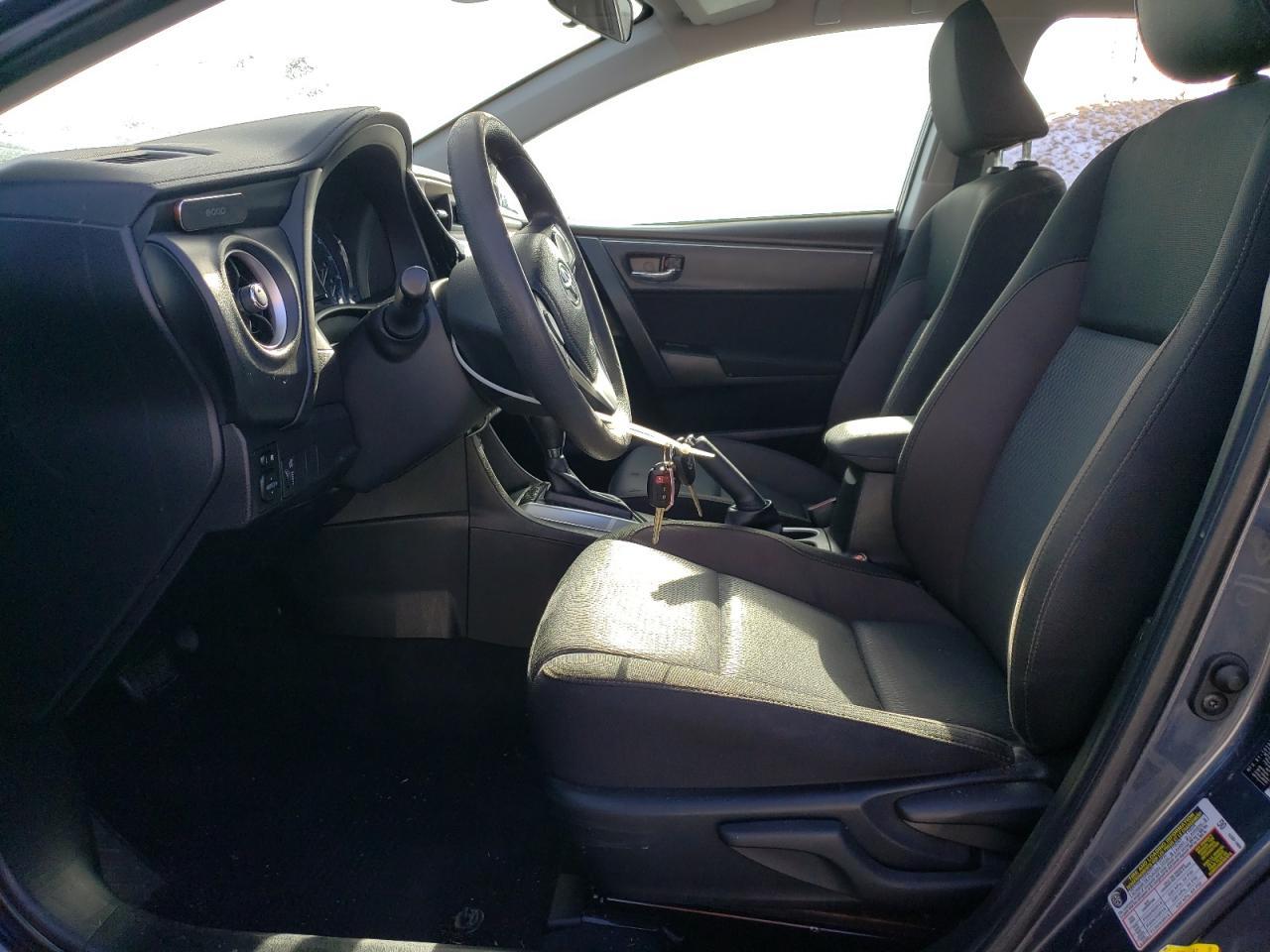 2019 TOYOTA COROLLA L - Фото 7