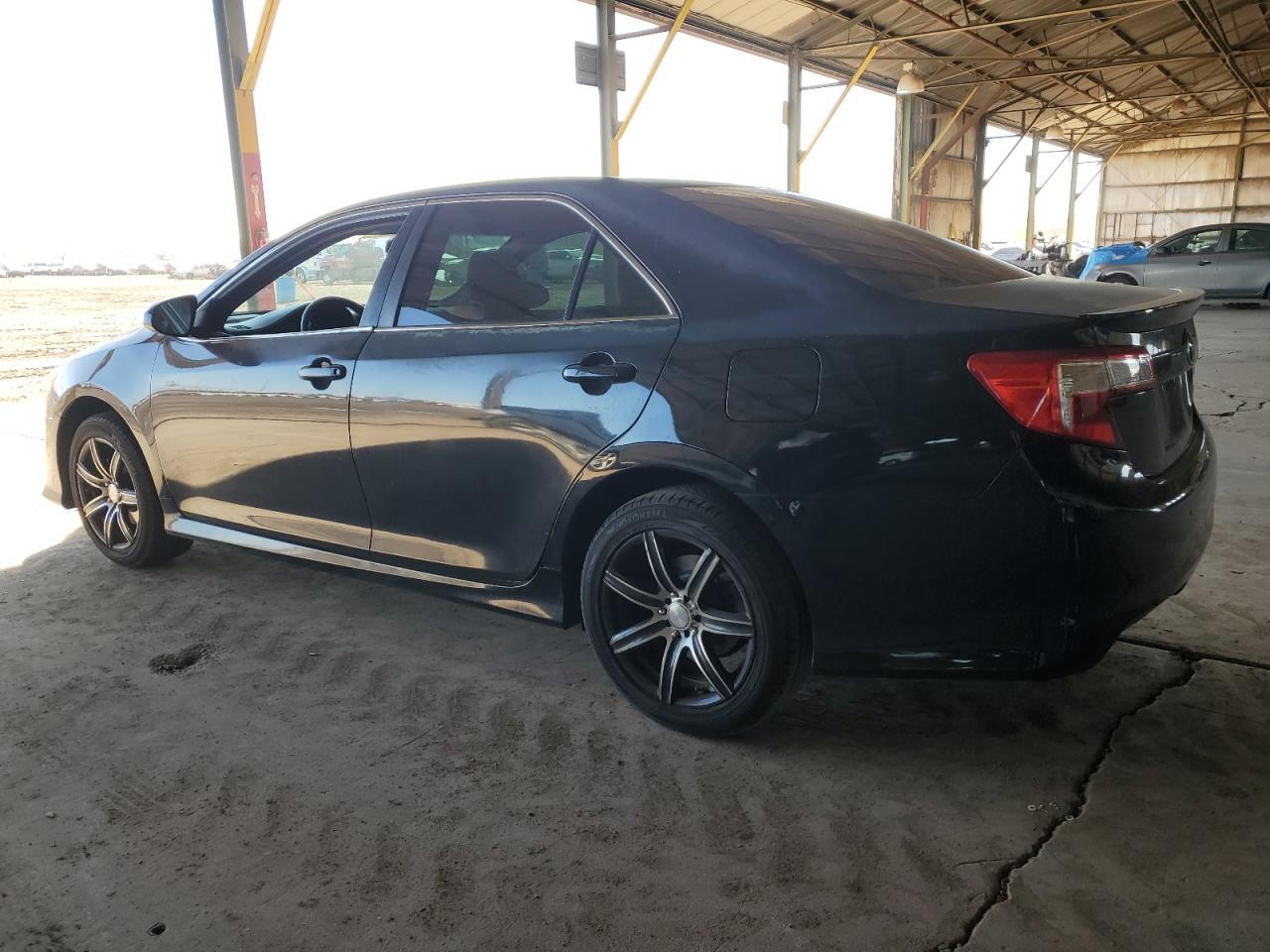 2013 TOYOTA CAMRY L - Фото 2