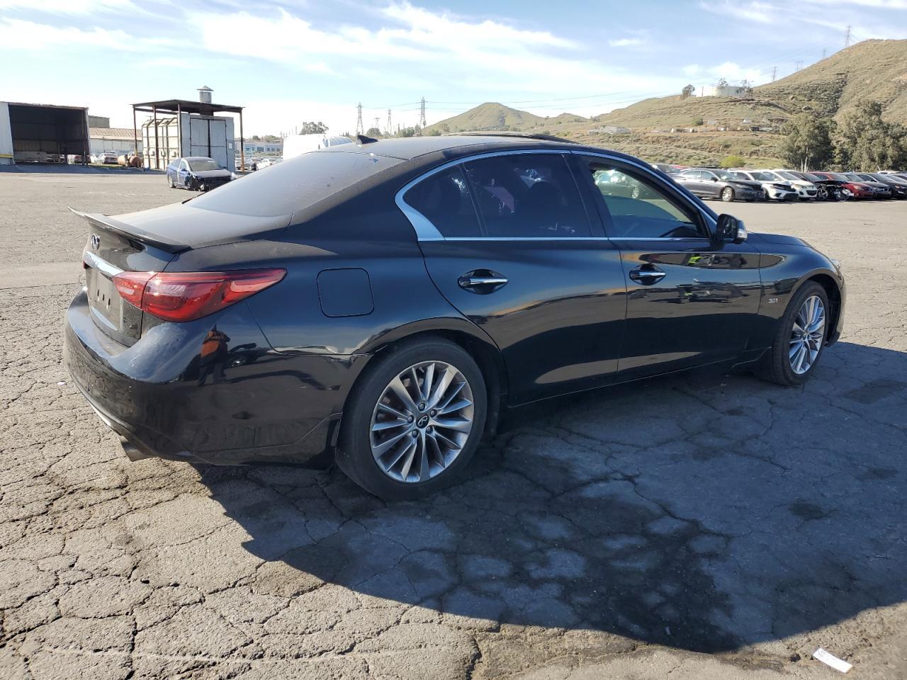 2019 INFINITI Q50 LUXE - Image 3