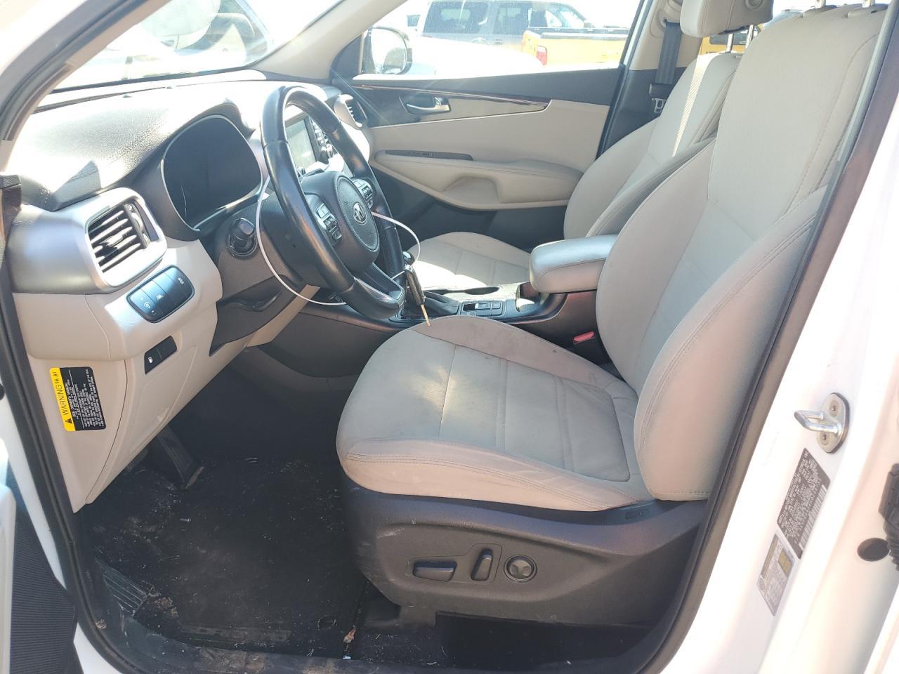 2017 KIA SORENTO LX - Image 7