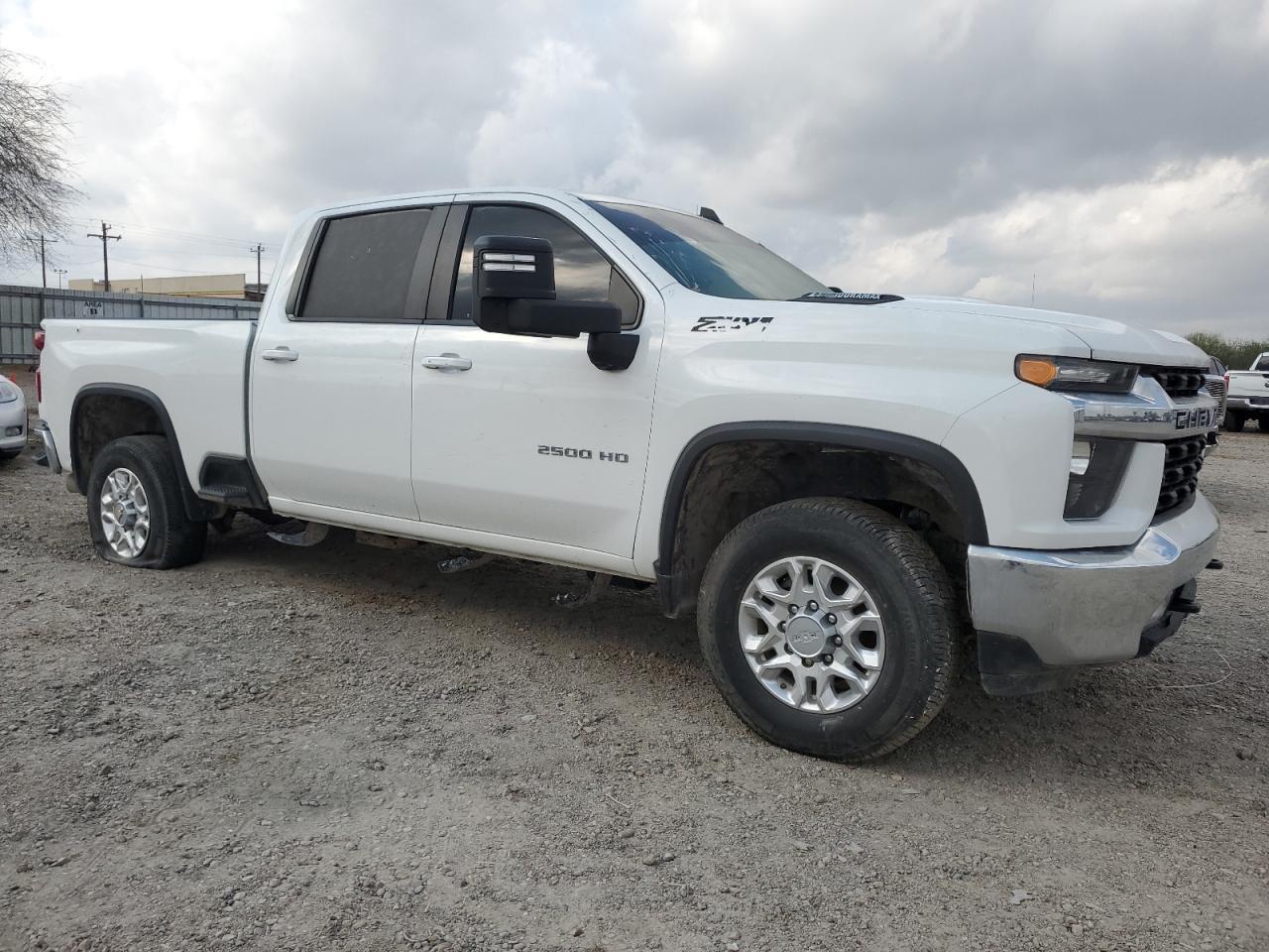 2023 CHEVROLET SILVERADO - Image 4