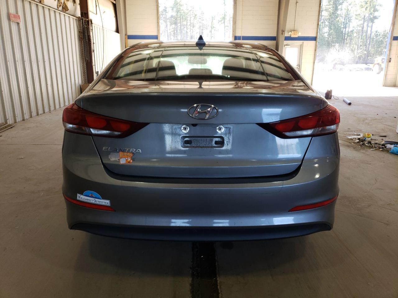 2017 HYUNDAI ELANTRA SE - Image 6