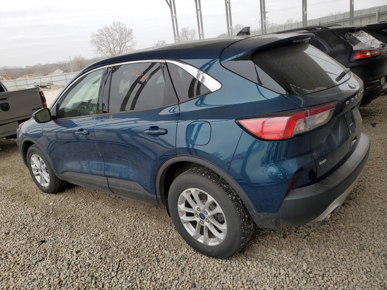 2020 FORD ESCAPE SE - Image 2
