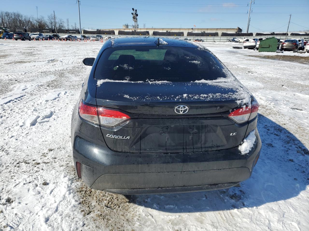 2021 TOYOTA COROLLA LE - Фото 6