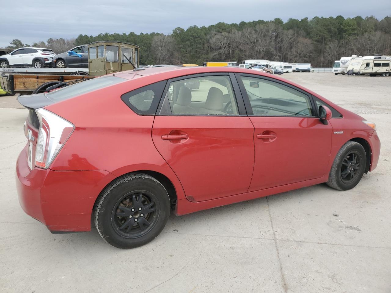 2015 TOYOTA PRIUS - Фото 3