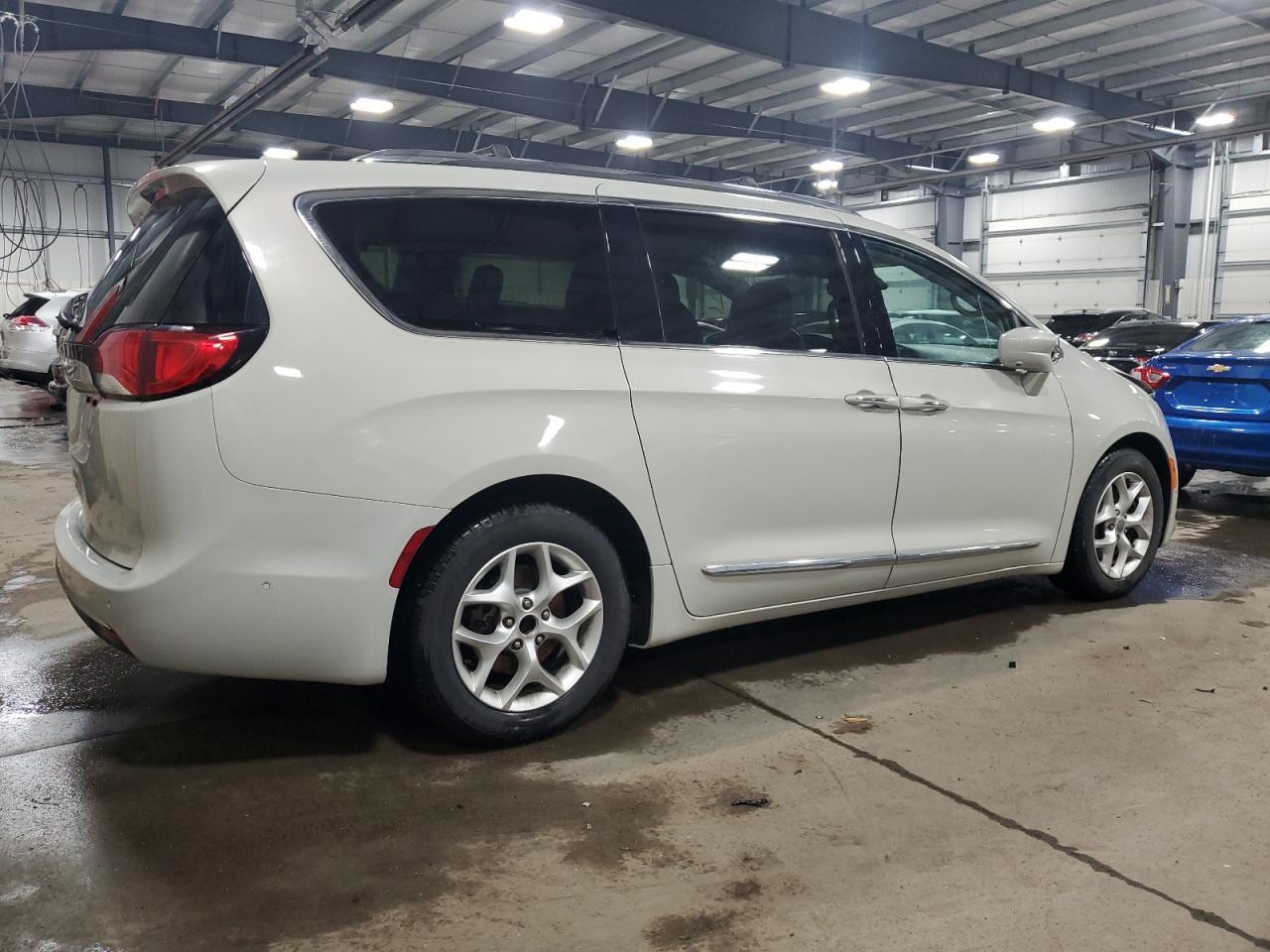 2017 CHRYSLER PACIFICA T - Image 3