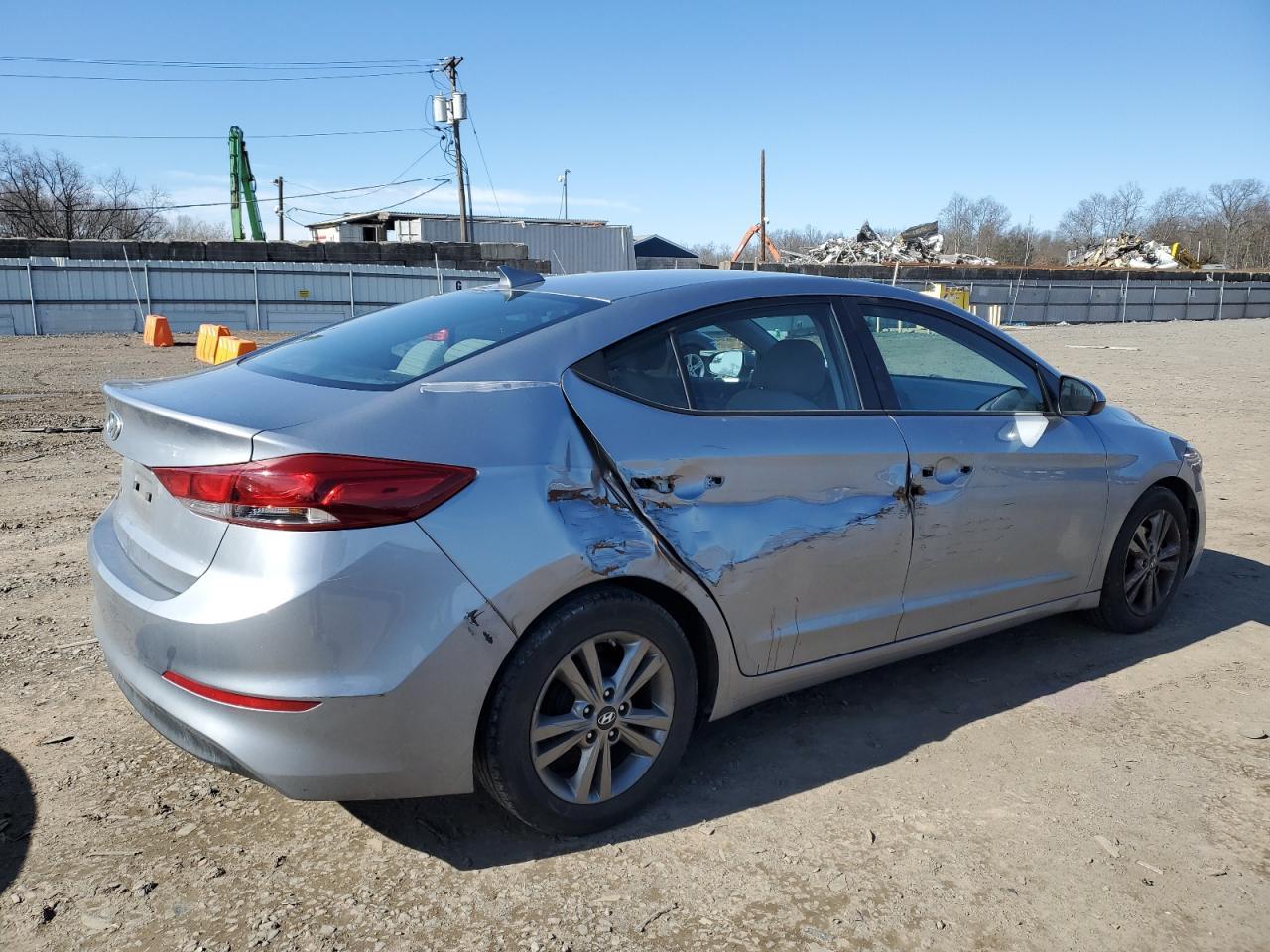 2017 HYUNDAI ELANTRA SE - Фото 3