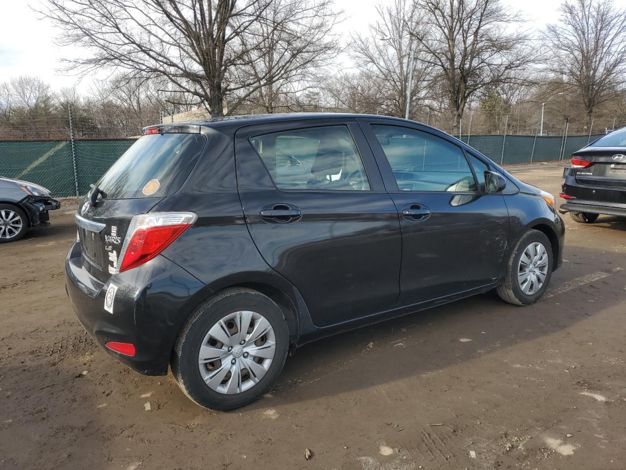 2012 TOYOTA YARIS - Фото 3