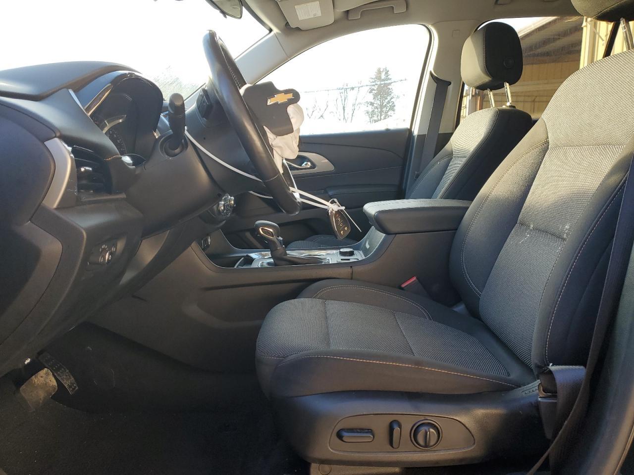 2021 CHEVROLET TRAVERSE L - Фото 7