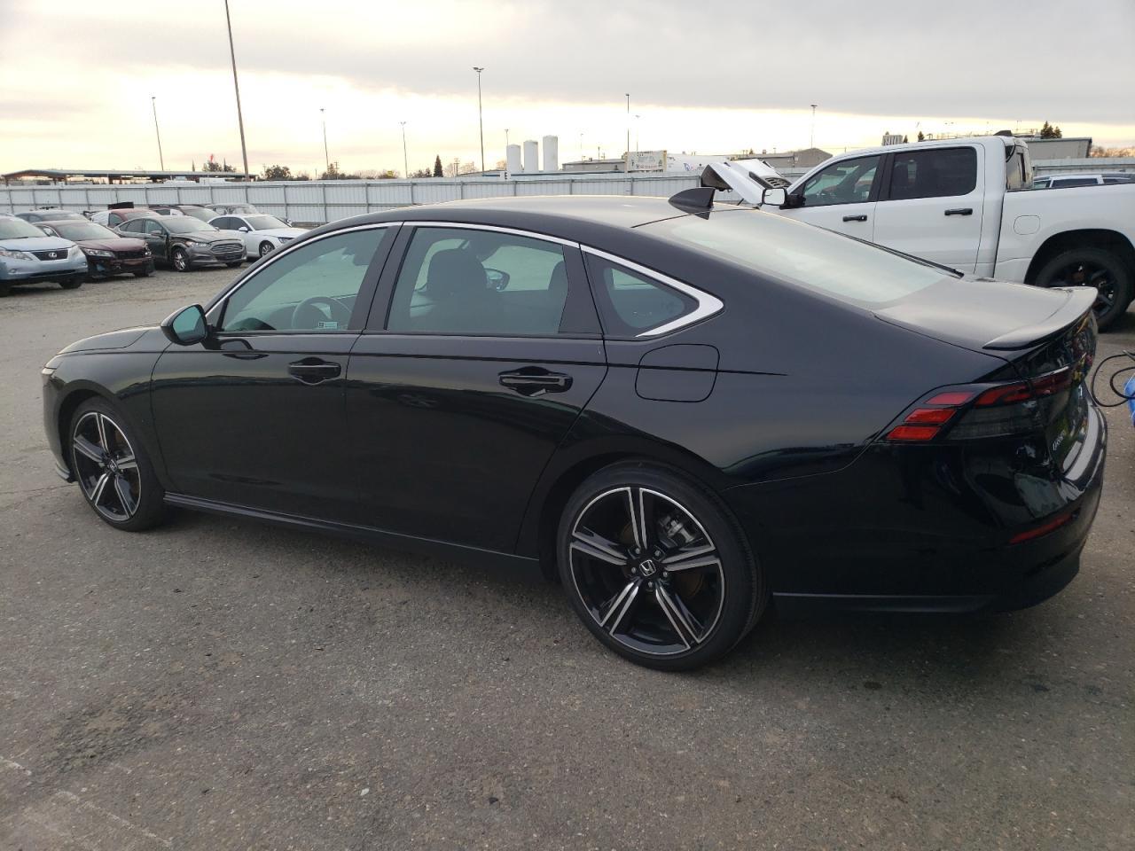 2024 HONDA ACCORD HYB - Image 2