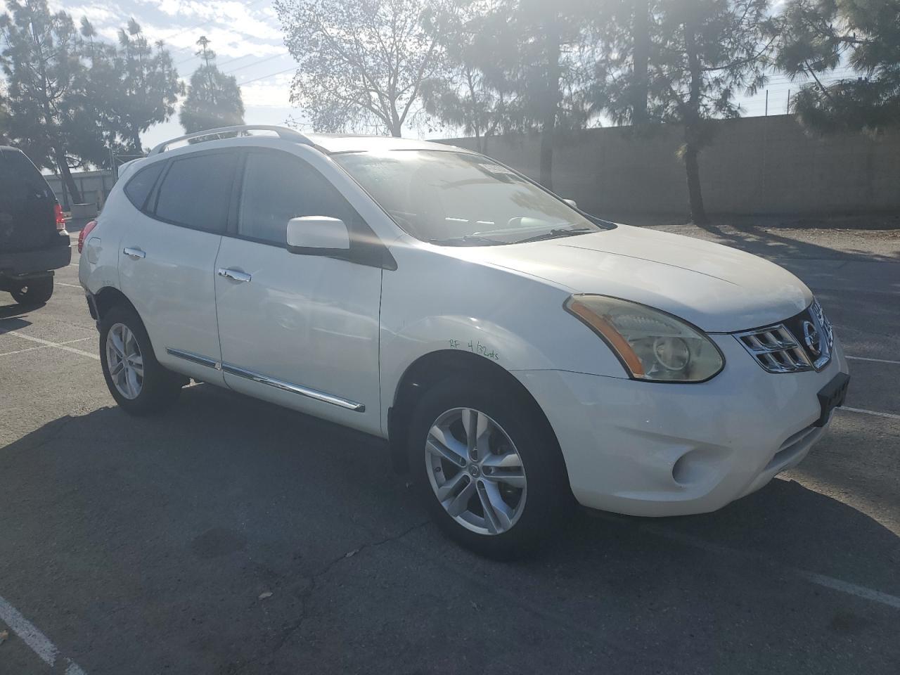 2013 NISSAN ROGUE S - Image 4