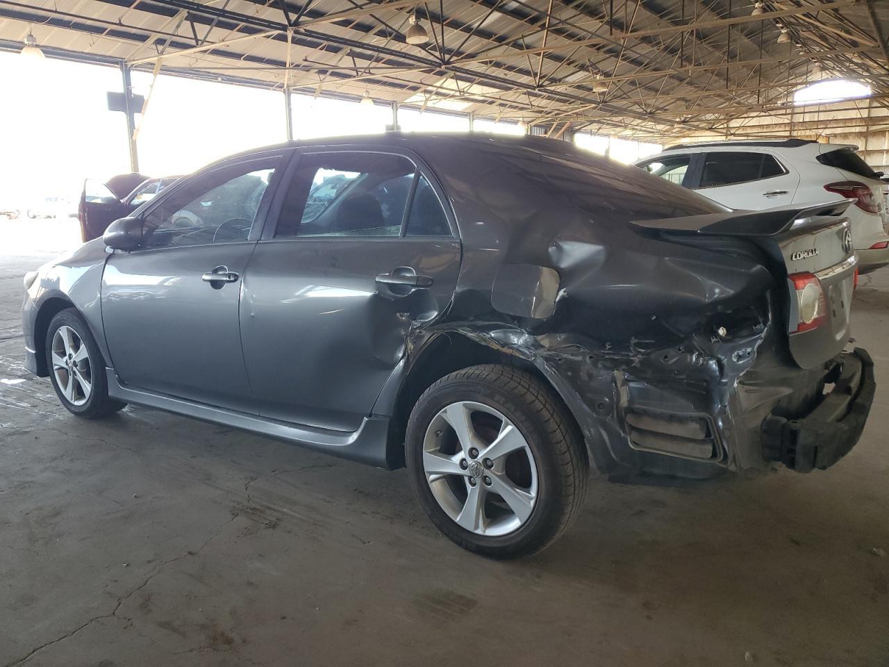 2013 TOYOTA COROLLA BA - Фото 2