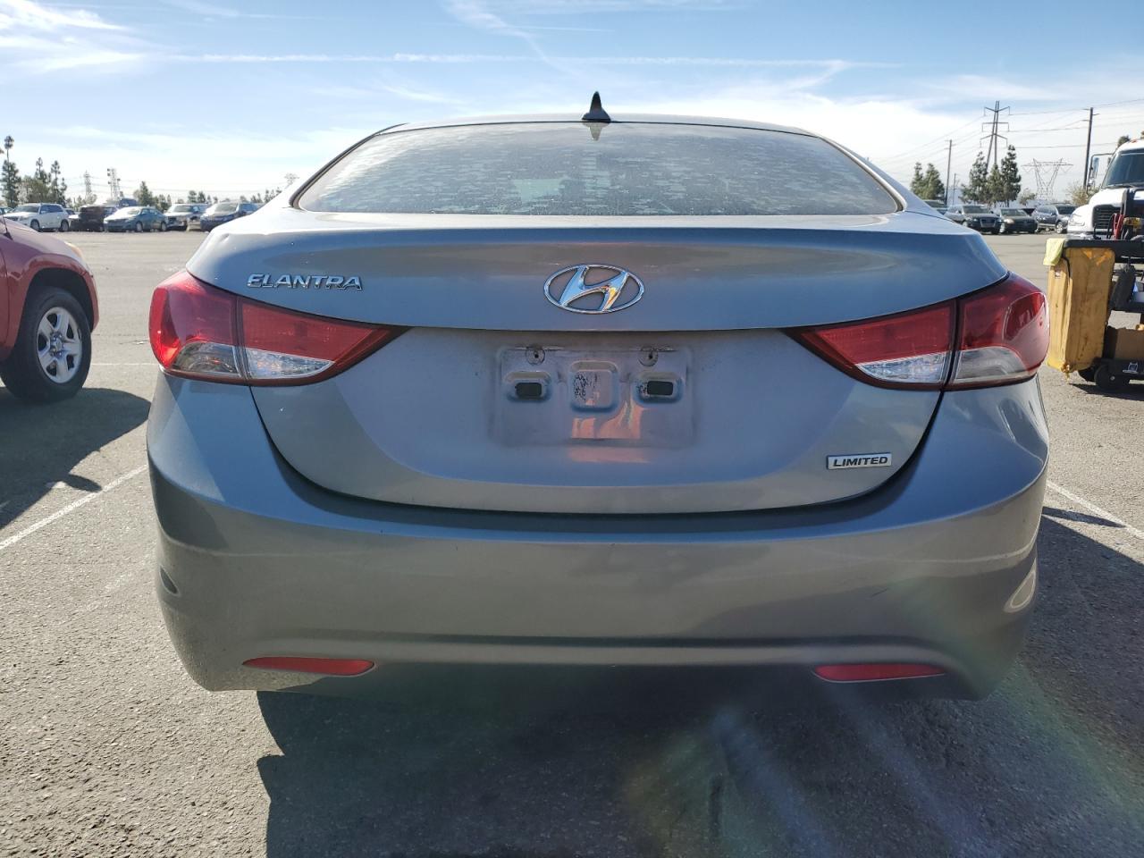 2013 HYUNDAI ELANTRA GL - Image 6