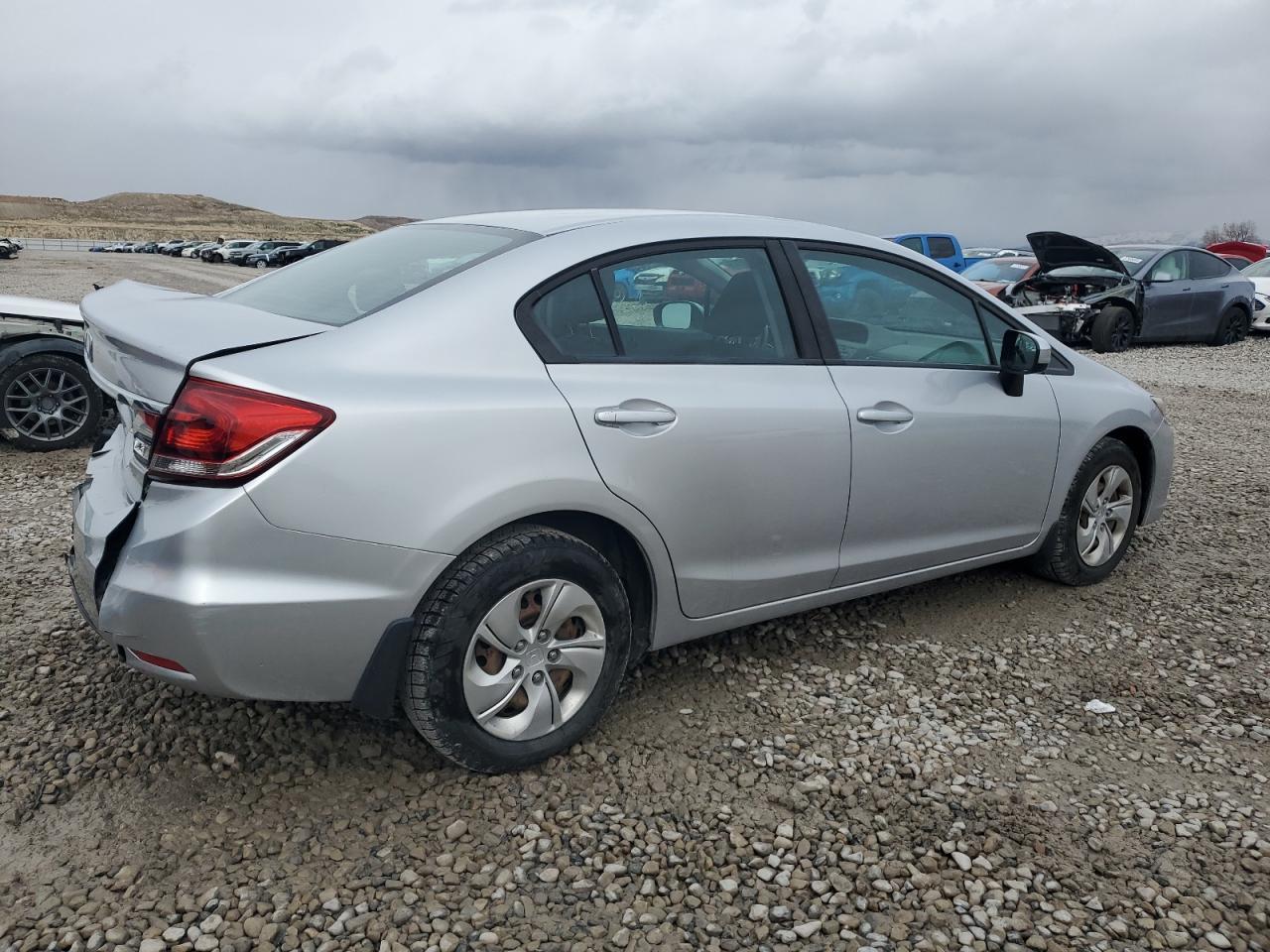 2015 HONDA CIVIC LX - Image 3