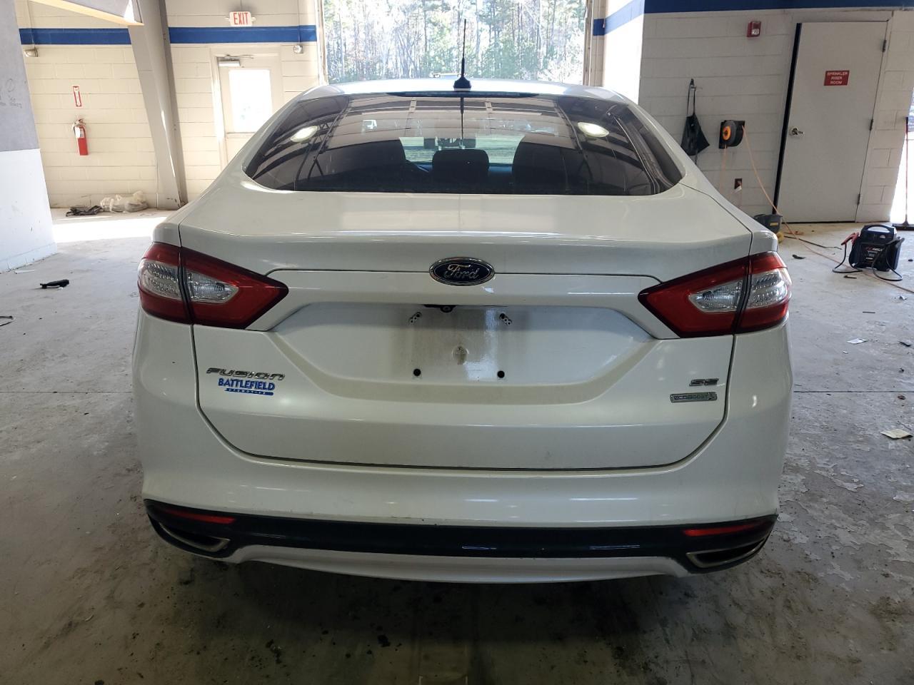 2014 FORD FUSION SE - Image 6