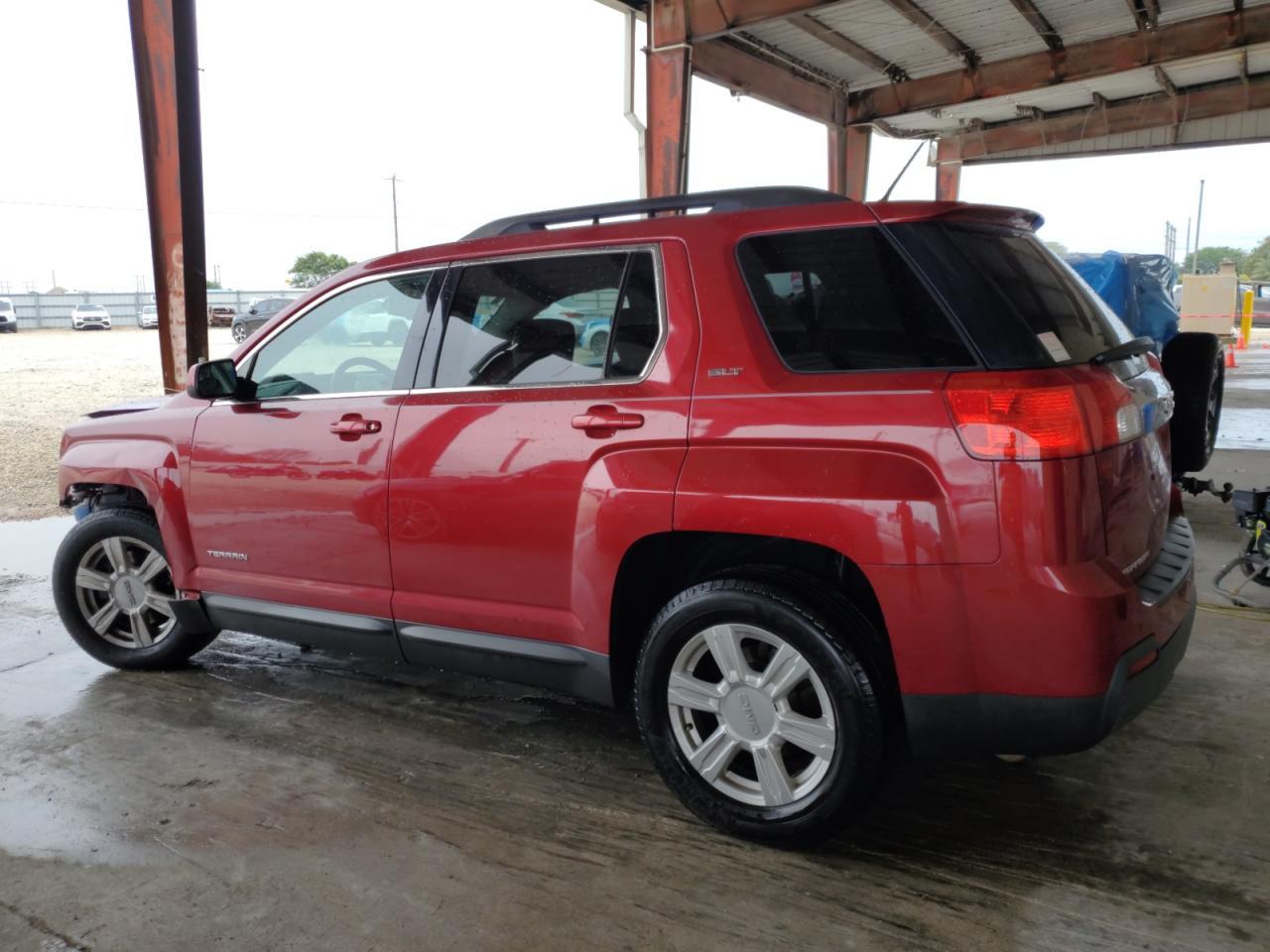 2014 GMC TERRAIN SL - Image 2