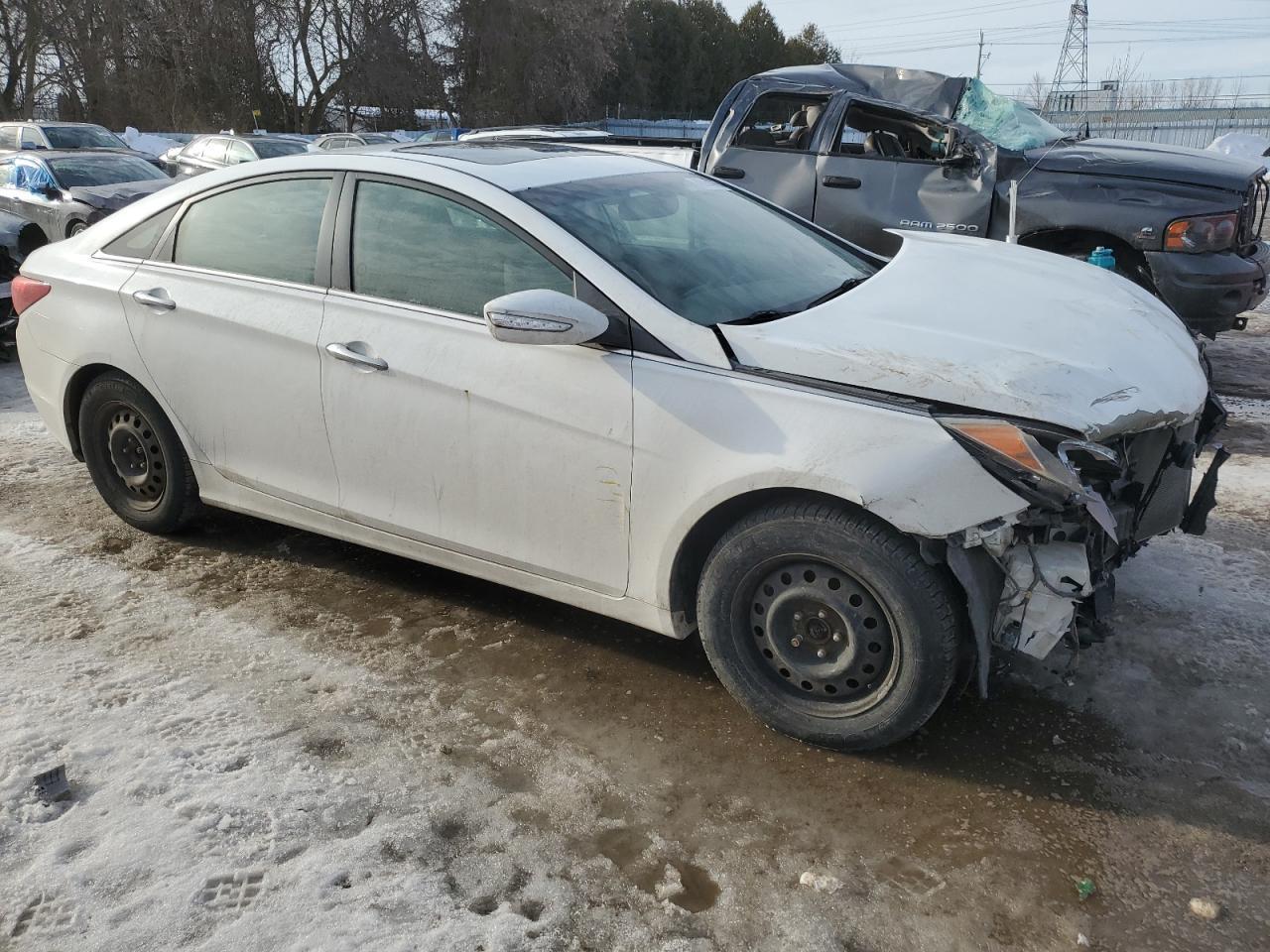 2011 HYUNDAI SONATA SE - Image 4