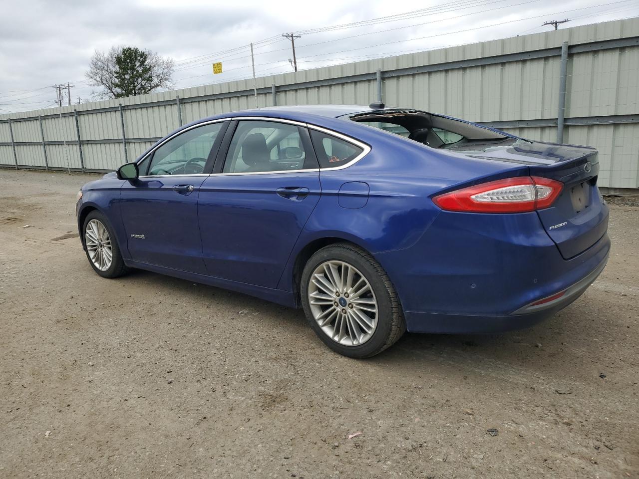 2013 FORD FUSION SE - Image 2