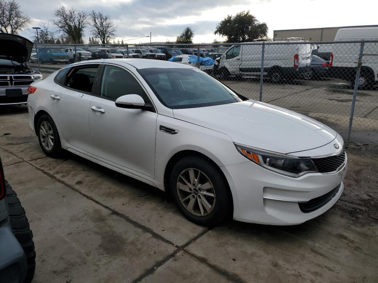 2016 KIA OPTIMA LX - Image 4