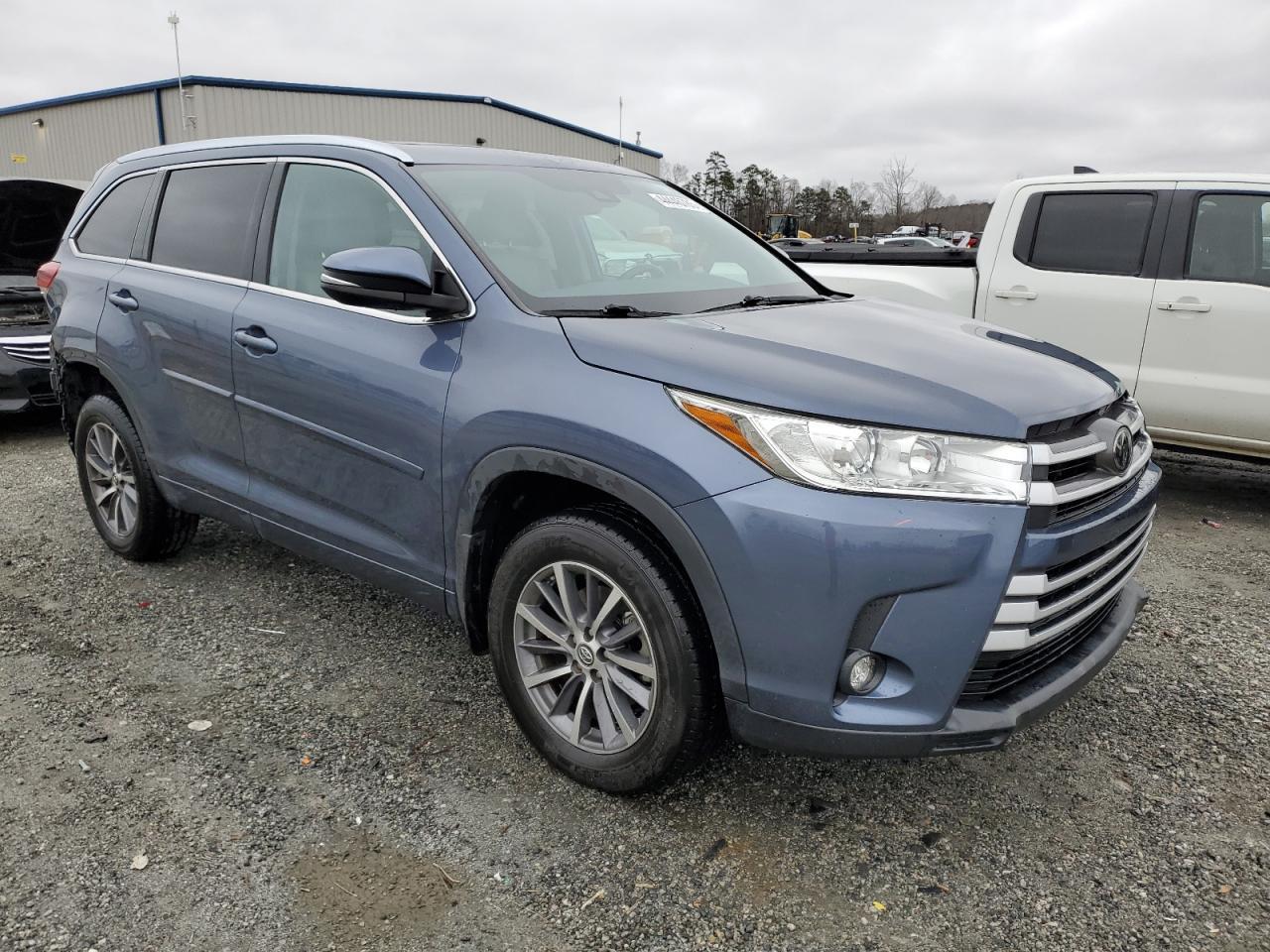 2018 TOYOTA HIGHLANDER - Image 4