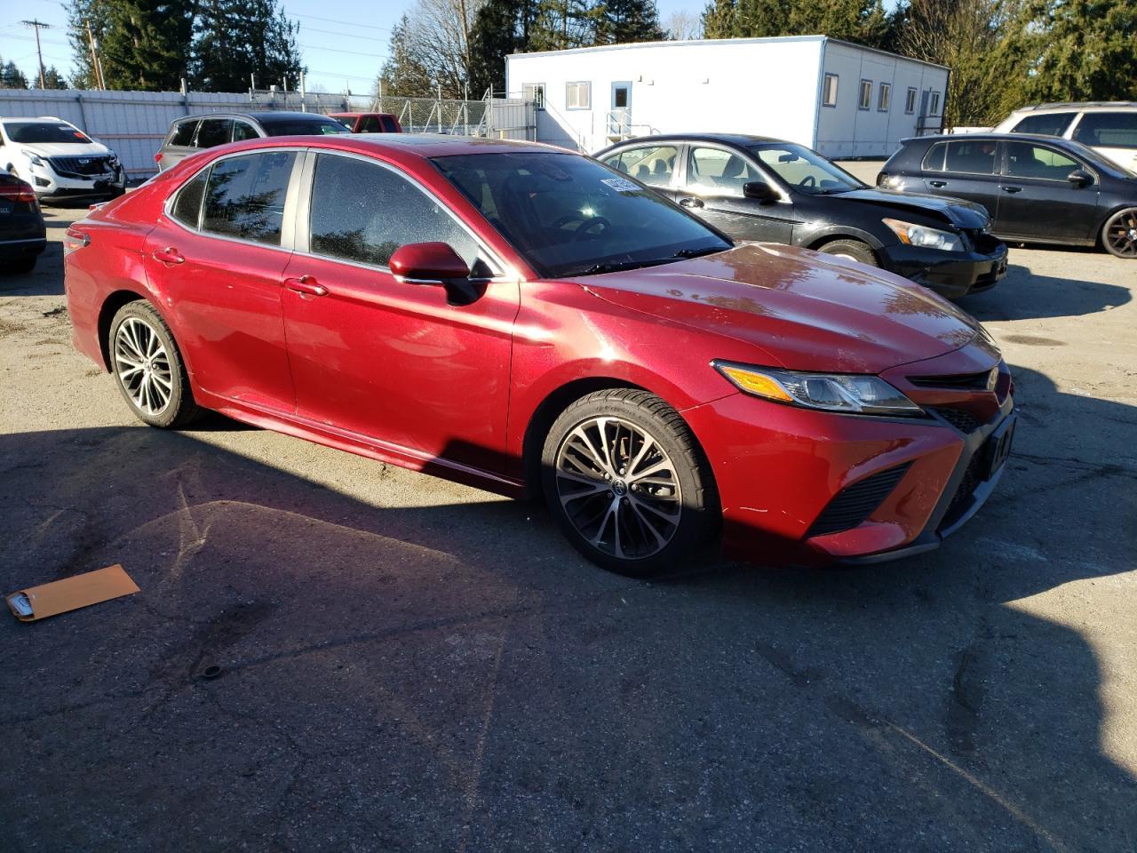 2018 TOYOTA CAMRY L - Фото 4